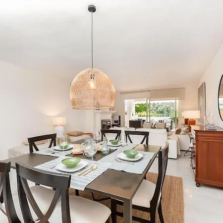 Amazing 2 Bedroom Apt In Alhambra Del Golf Rdr291