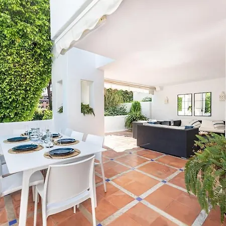 Apartment Amazing 2 Bedroom Apt In Alhambra Del Golf Rdr291 *