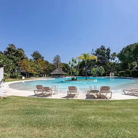 Apartment Amazing 2 Bedroom Apt In Alhambra Del Golf Rdr291