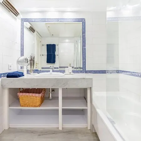 Amazing 2 Bedroom Apt In Alhambra Del Golf Rdr291