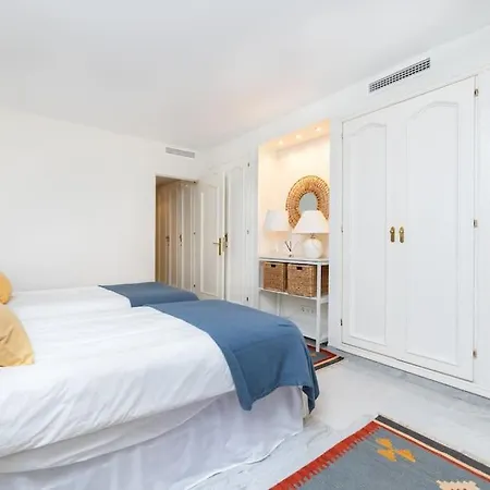 Apartment Amazing 2 Bedroom Apt In Alhambra Del Golf Rdr291